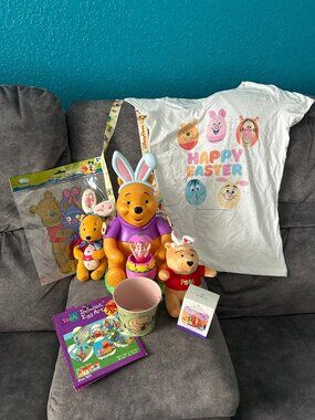 Winnie the Pooh Easter Lot with Pooh Popcorn Bucket & T-Shirt Beanies